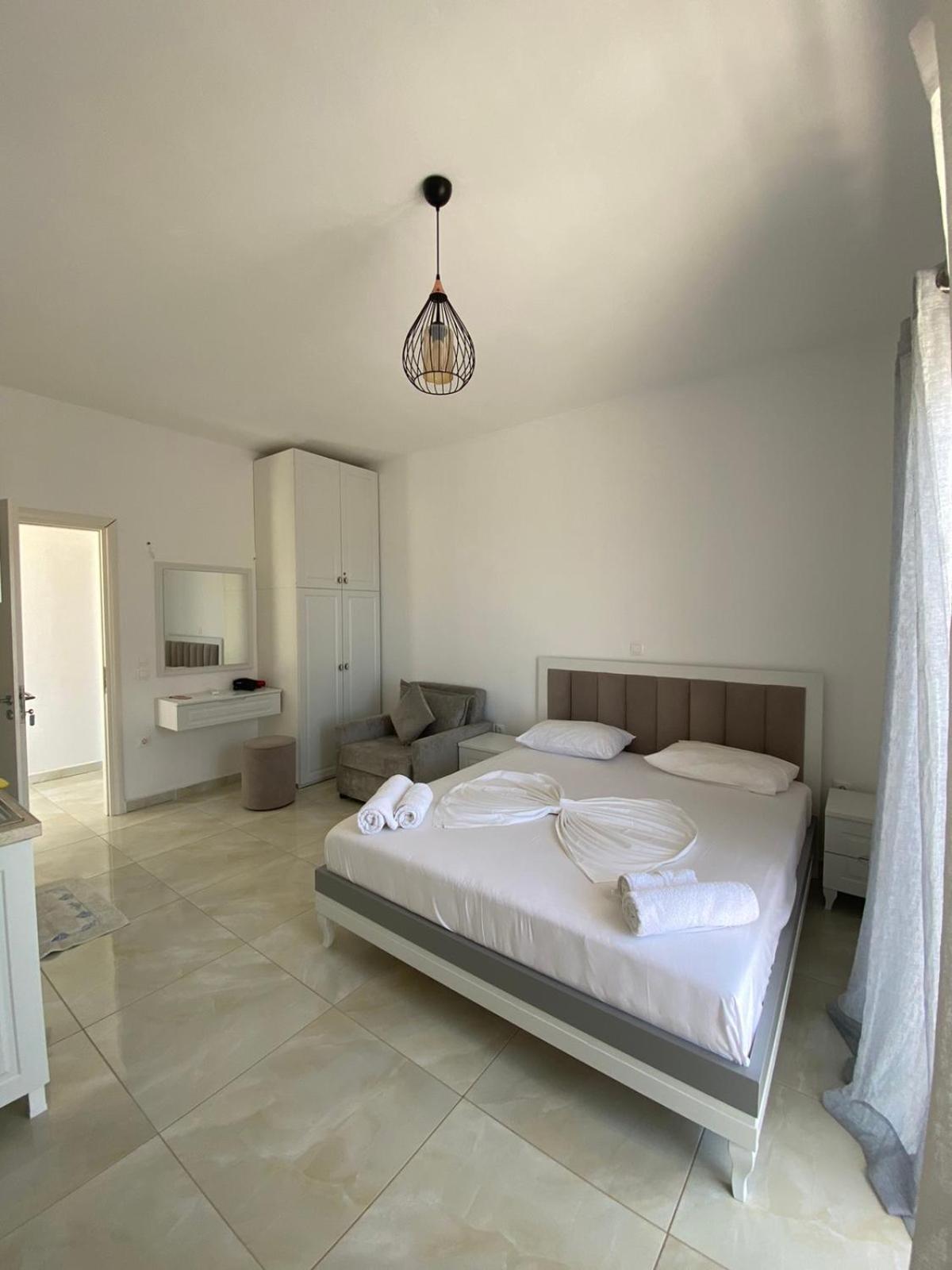 Mariana Apartments Саранде Екстериор снимка