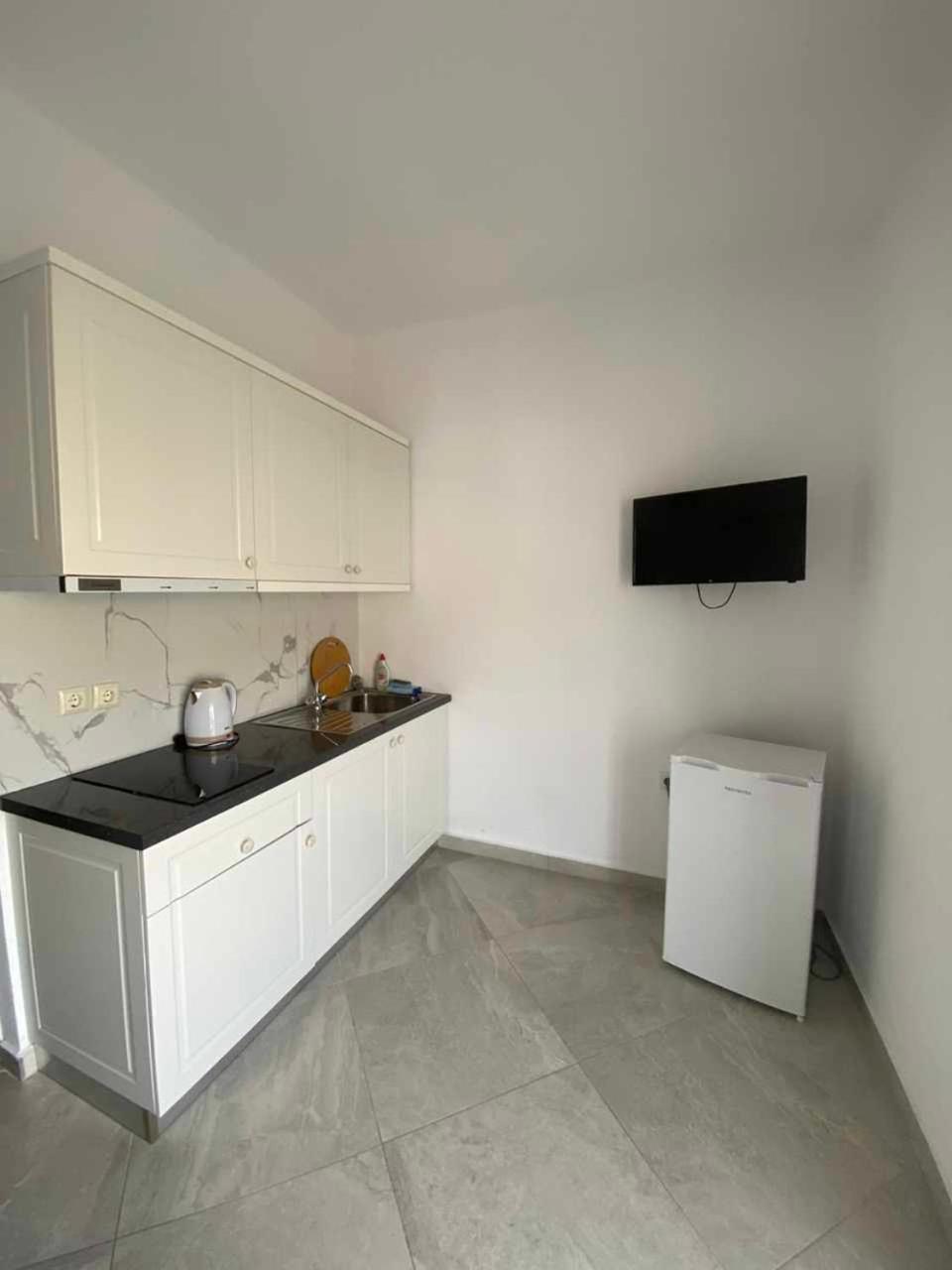Mariana Apartments Саранде Екстериор снимка